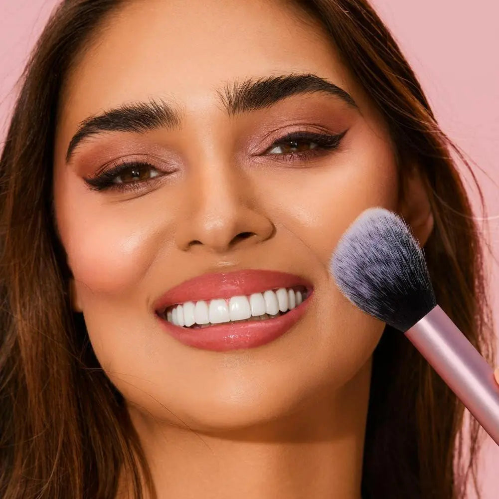 Essentials Makeup Brush Set gives you 5 essential tools to master any look tapered, soft and fluffy bristles. Blend powder
